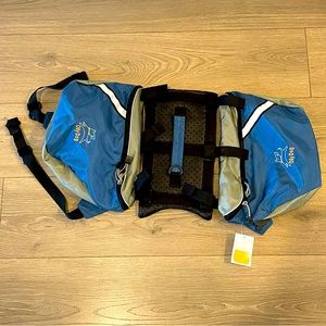 Olly dog pack with pocket water bowl